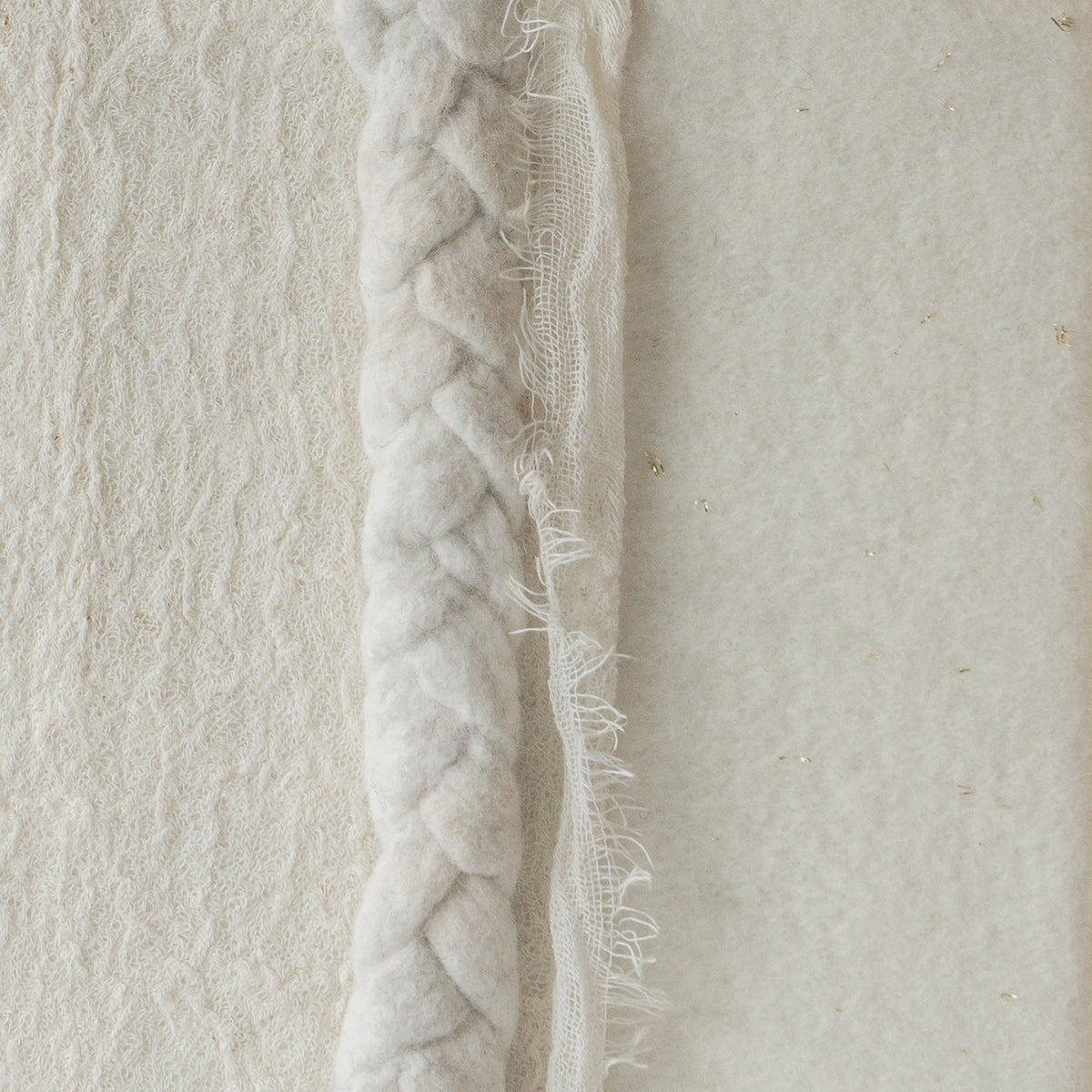 Imperfectus XXIII – vilten wandkunst | Vilt & Vlow | 23 × 23 cm Noii HOME