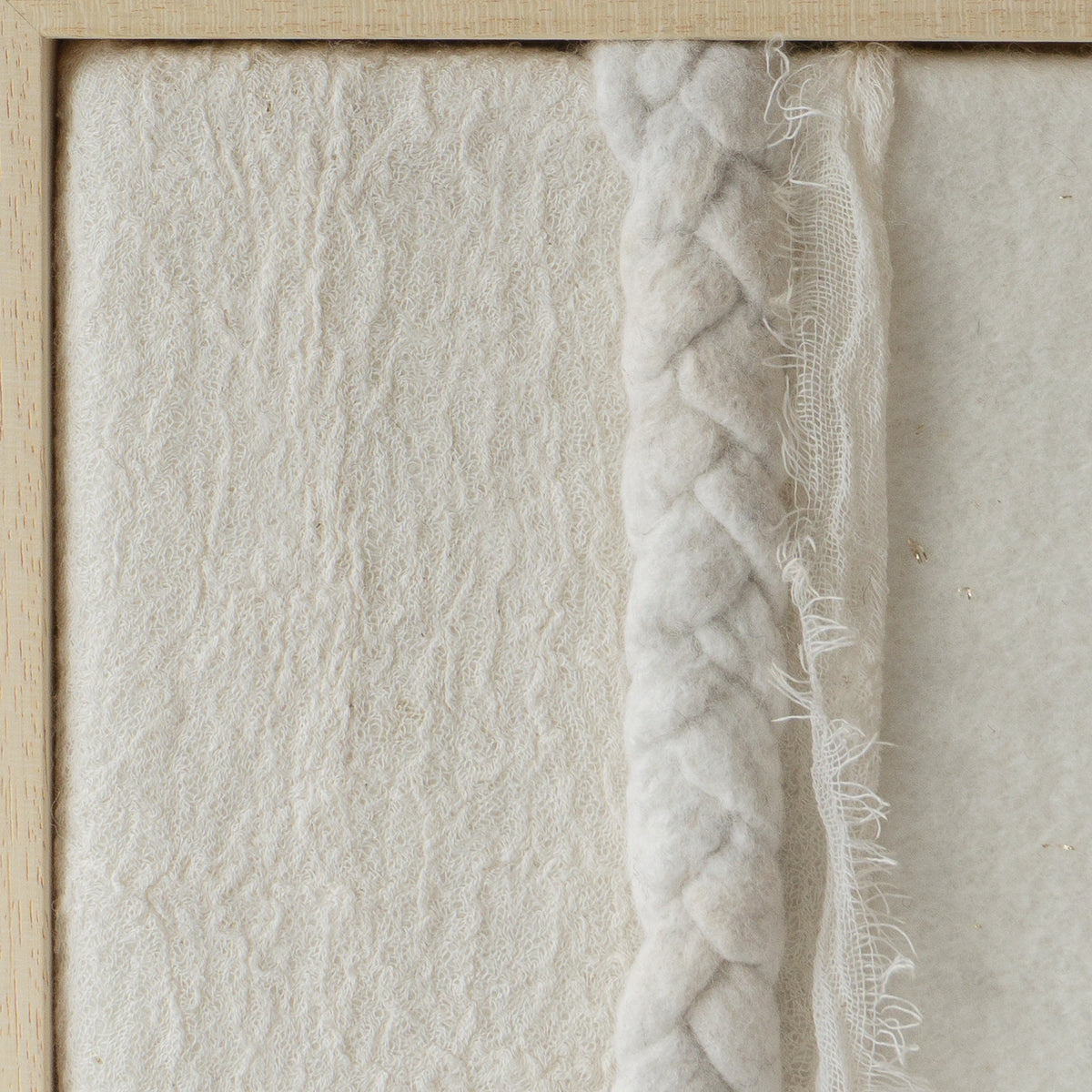 Imperfectus XXIII – vilten wandkunst | Vilt & Vlow | 23 × 23 cm Noii HOME