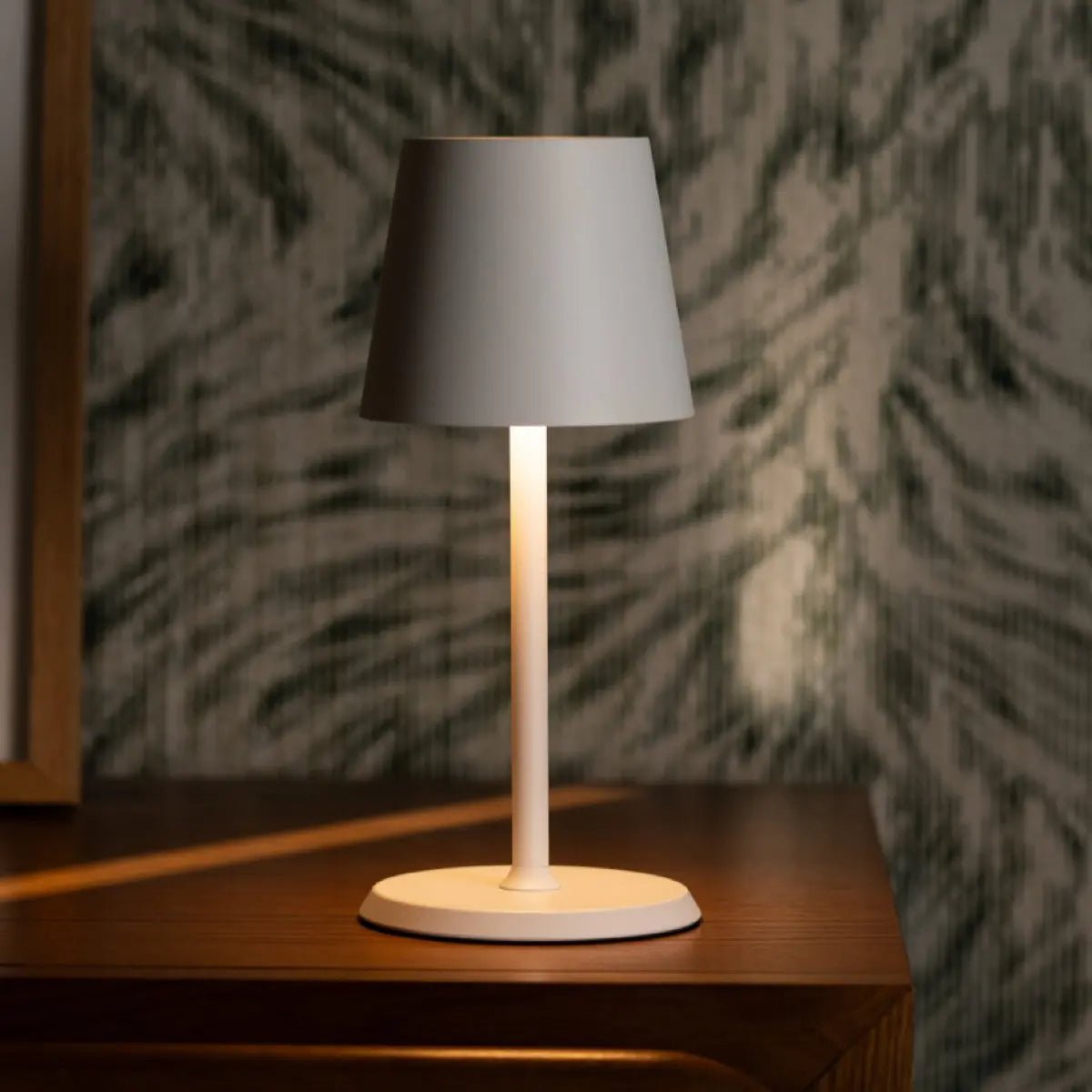 James White oplaadbare tafellamp – draadloos, dimbaar en elegant Tavellio - Amsterdam