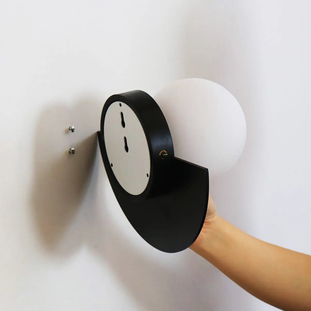 Kane zwarte draadloze wandlamp – oplaadbare hout- en glaslamp Tavellio - Amsterdam