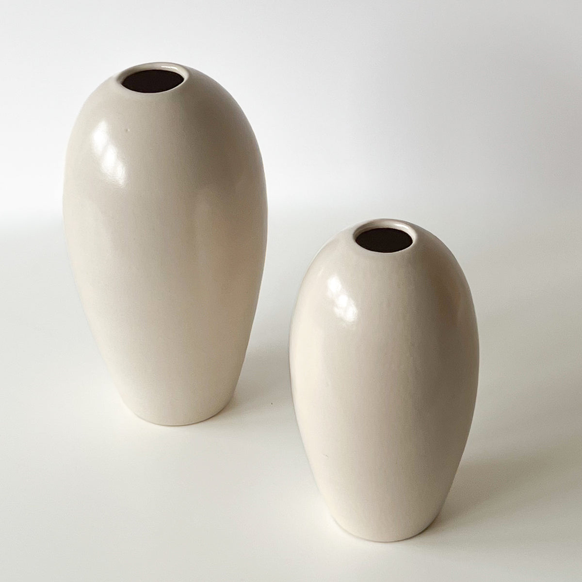 keramische vazen crème – set van 2 – pre-loved Noii HOME