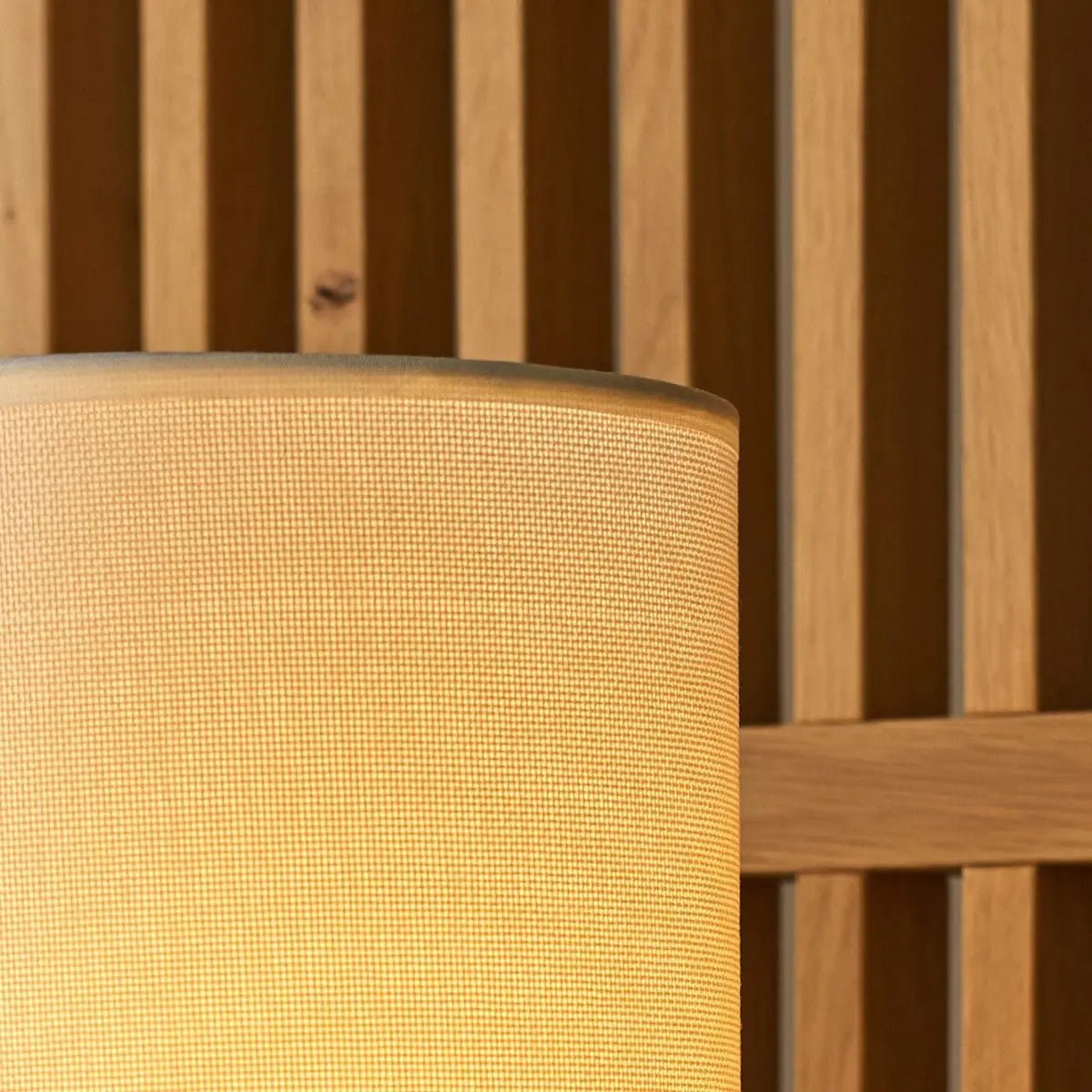 Kiko Zwarte Tafellamp – Gezellige Zwart & Beige Bureaulamp met E27 Fitting Tavellio - Amsterdam