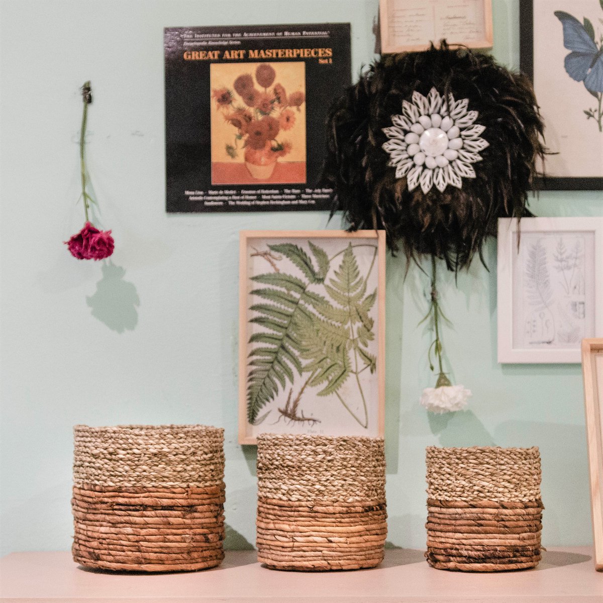 Kleine zeegrasmand BHINNEKA (tweekleurig) | Plantenmand | Kleine opbergmand | Geweven Boho-mand | Plantenbak | Decoratieve mand | Ronde bloemenmand Soeji