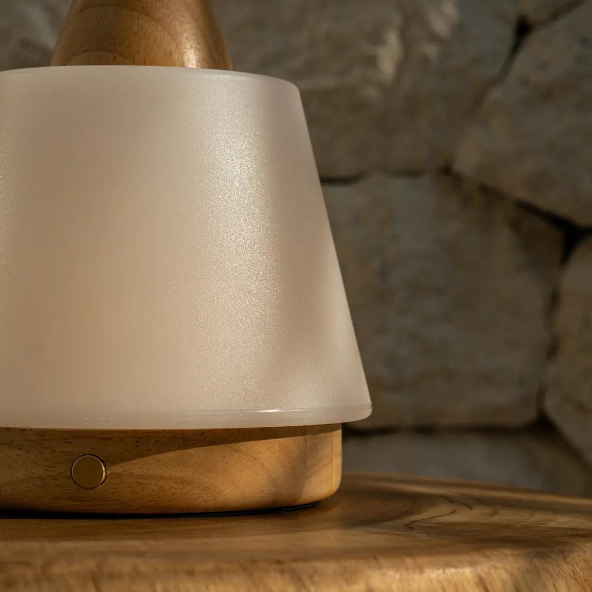 Liv lichtbruine oplaadbare lamp – lederen band, dimbaar, draadloos Tavellio - Amsterdam