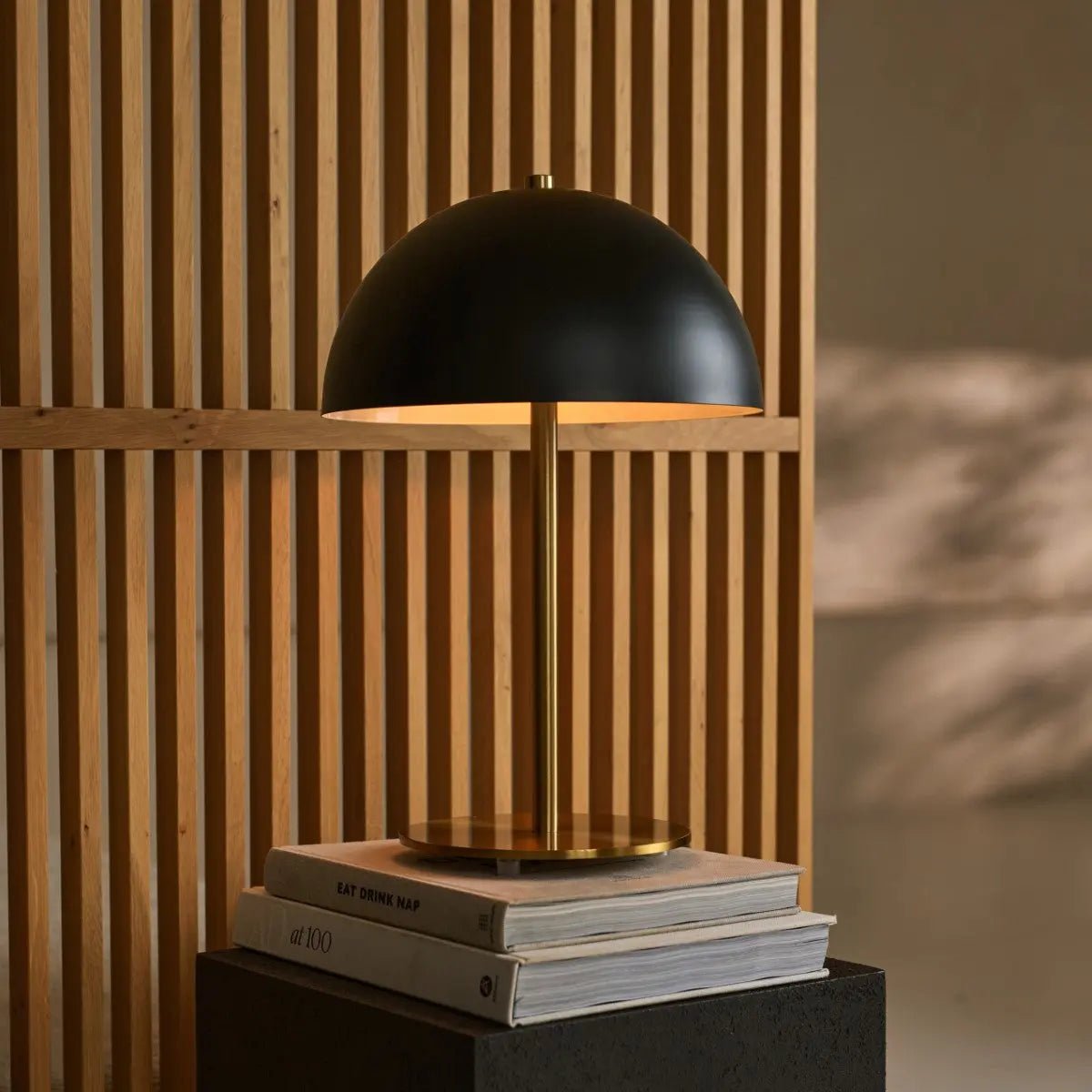 lola goud - zwart tafellamp – tavellio amsterdam Tavellio - Amsterdam
