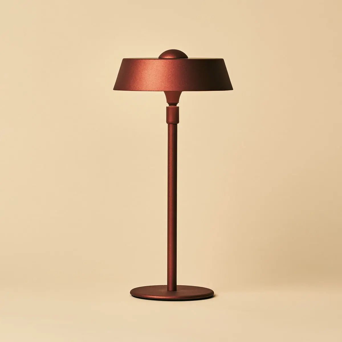 Luca Bronze - USB -oplaadbare lamp L Minimalistisch, speels en dimpelbaar Tavellio - Amsterdam