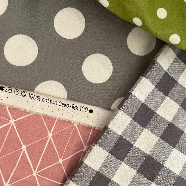 Luna-Leena kussen geometrische print + binnenkussen - oudroze - 45x45cm - Oeko-tex katoen - handgemaakt in Nepal Luna-Leena for kids & home - handmade in Nepal