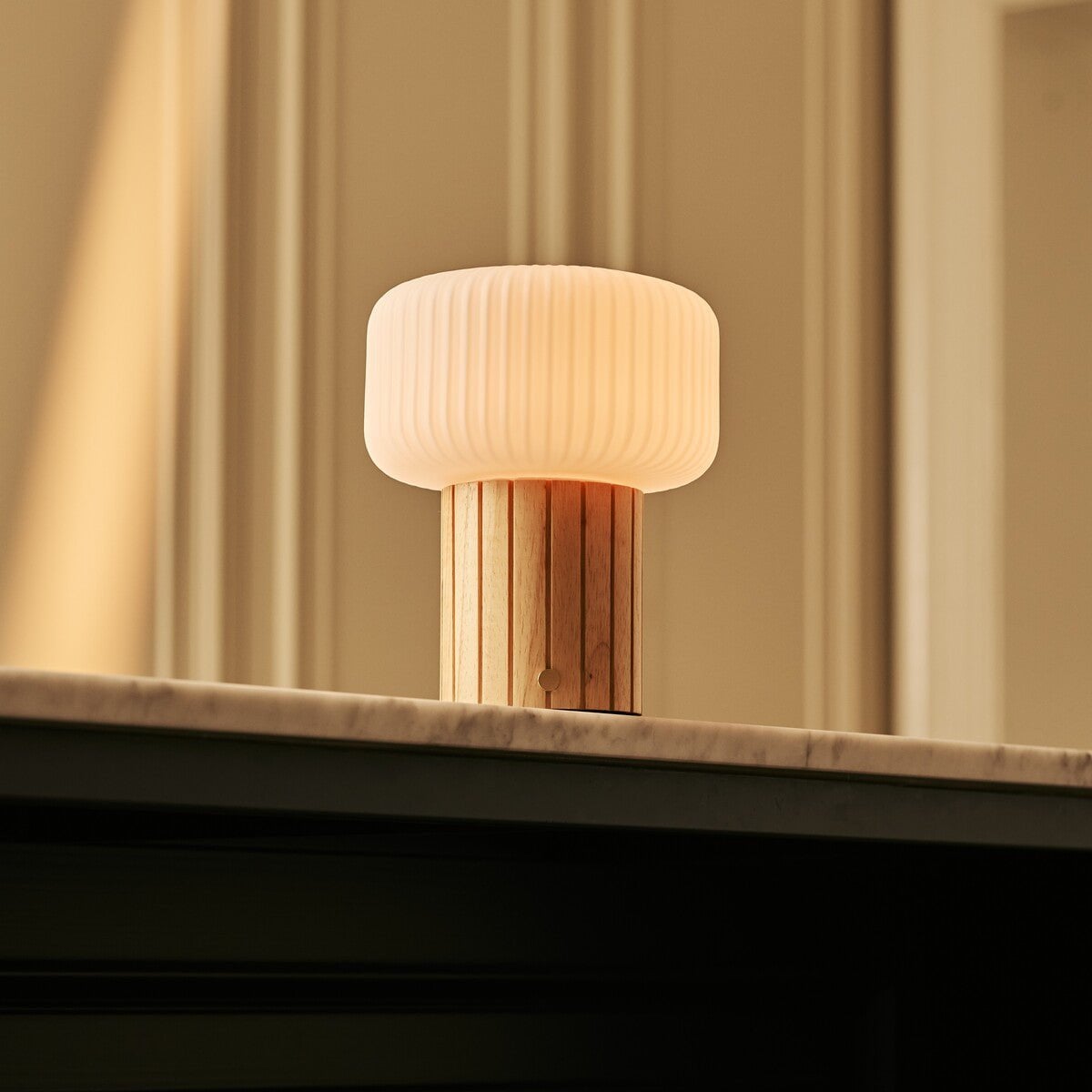 margaux lichtbruine oplaadbare tafellamp, tavellio amsterdam Tavellio - Amsterdam