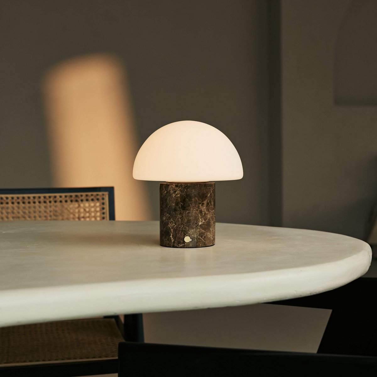 Maris Brown / Emperador Dark - Classic Marble Laidable Table Lamp met 3 lichte kleuren en dimfunctie Tavellio - Amsterdam