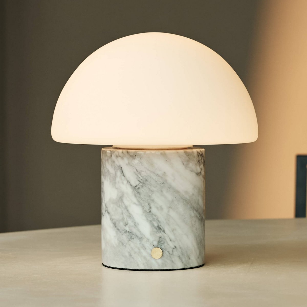 Maris White / Bianco Statuarietto - Classic Marmeren oplaadbare tafellamp met 3 lichte kleuren en dimfunctie Tavellio - Amsterdam