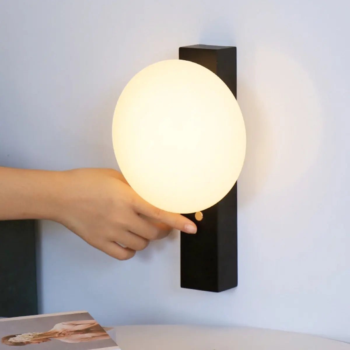 Matthew Black draadloze houten wandlamp – Oplaadbaar en dimbaar Tavellio - Amsterdam