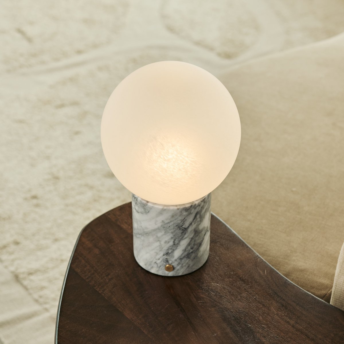 Metsu White / Bianco Statuarietto - Classic Marmeren oplaadbare tafellamp met 3 lichte kleuren en dimfunctie Tavellio - Amsterdam