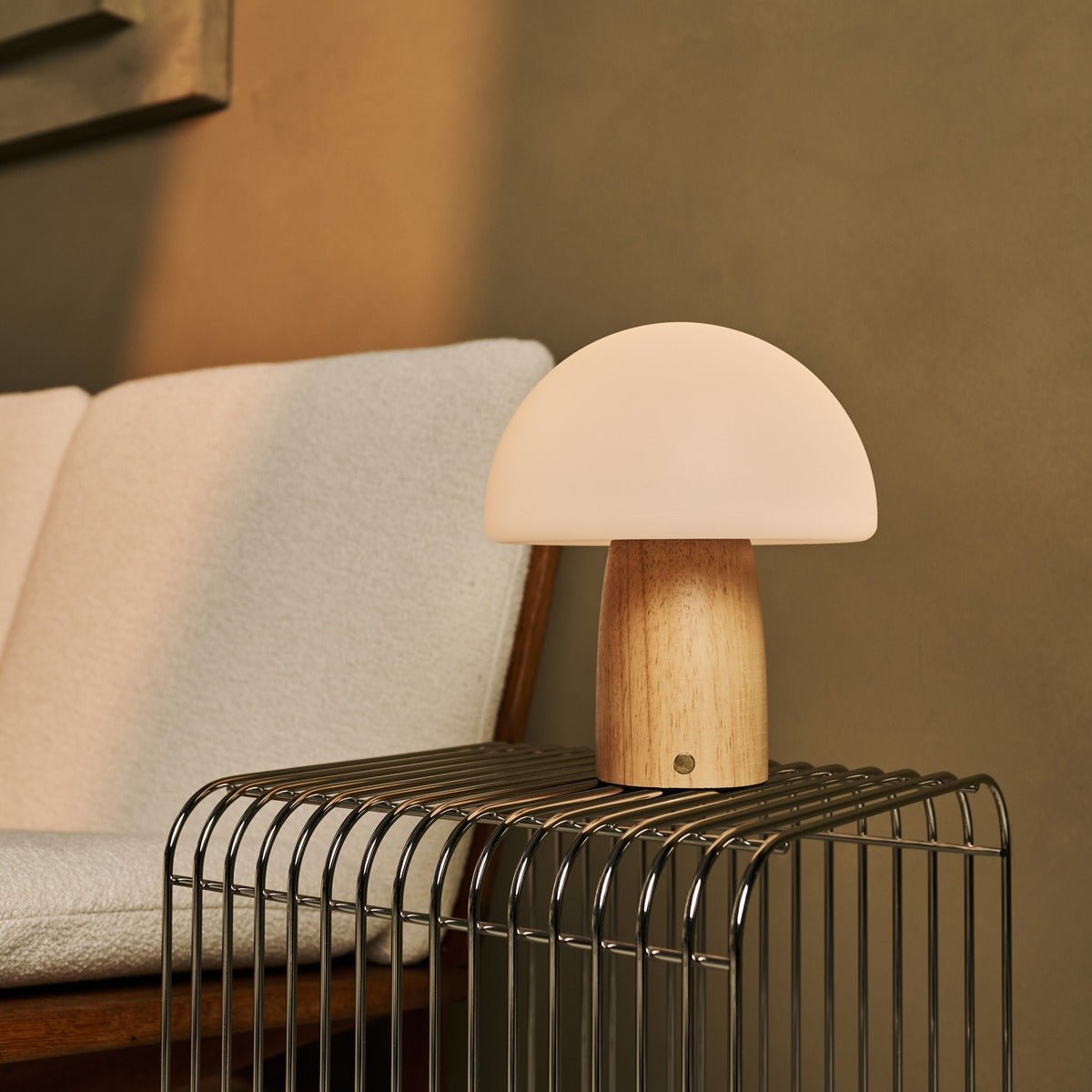 Mia lichtbruin stijlvolle houten tafellamp met dimmer - hout, functioneel en subtiel Tavellio - Amsterdam