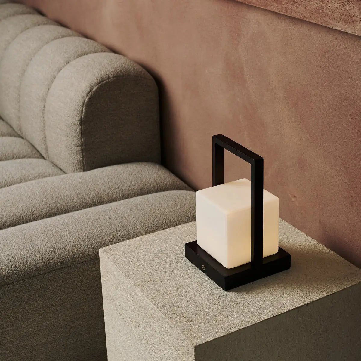 Noah Donkerbruin Oplaadbare Tafellamp | Oplaadbaar, dimbaar en draadloos Tavellio - Amsterdam