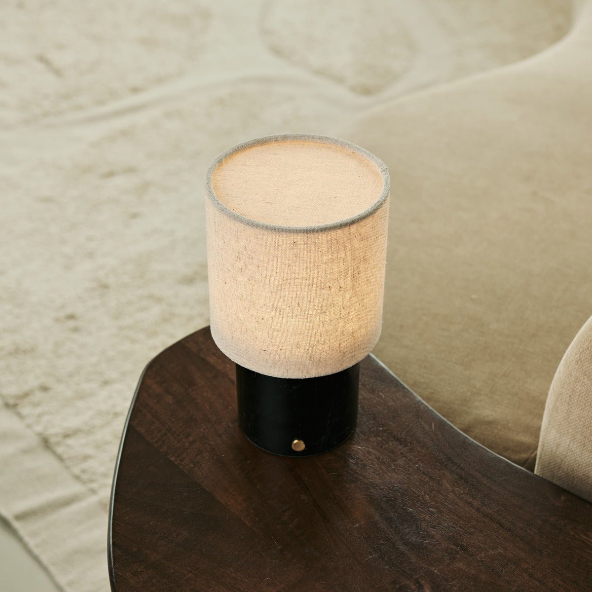 Onoda Black / Nero Marquina - Marmeren oplaadbare tafellamp - met linnen verwisselbare lampenkap en oplaadbaar ontwerp Tavellio - Amsterdam