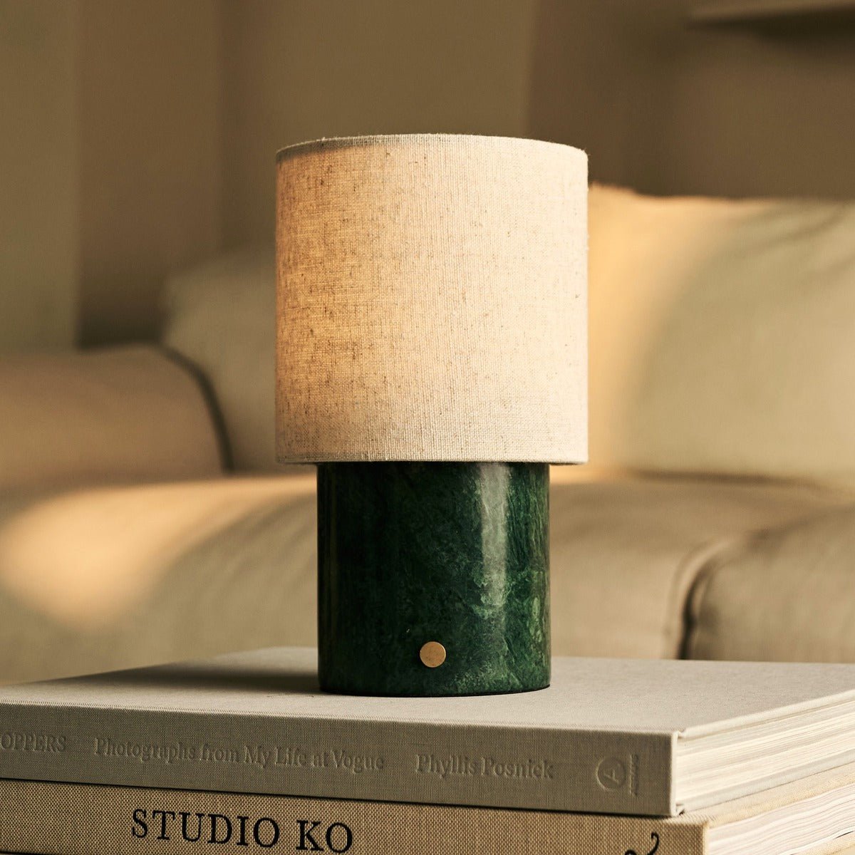 Onoda Green / Verde Alpi - Marmeren oplaadbare tafellamp - met linnen verwisselbare lampenkap en oplaadbaar ontwerp Tavellio - Amsterdam