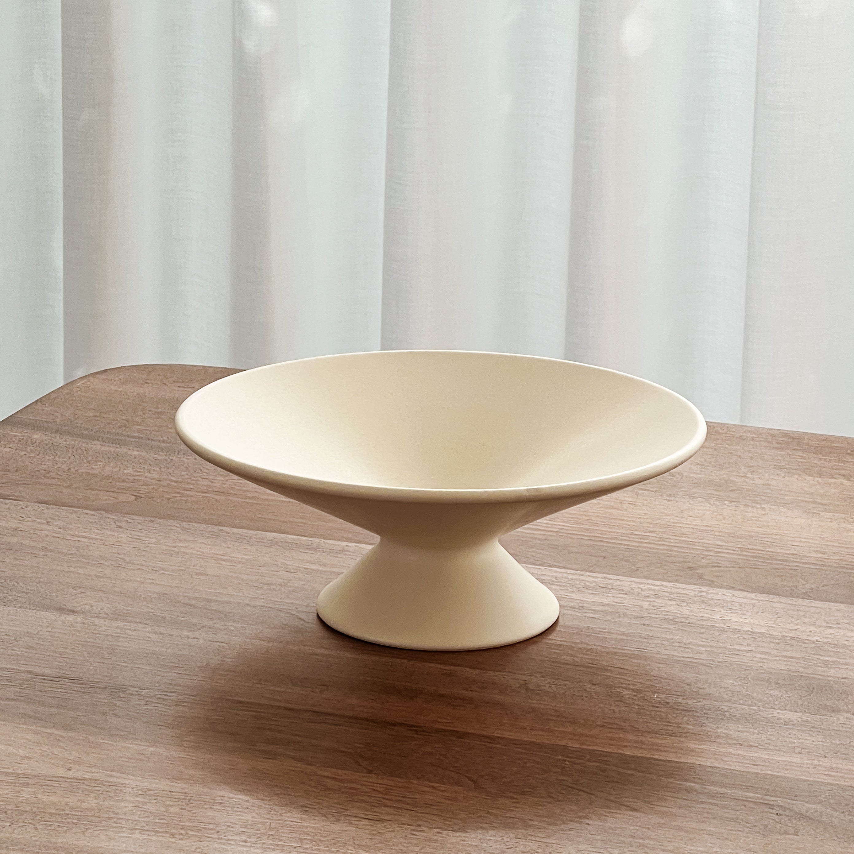 pre-loved - schaal op voet - off white Noii HOME
