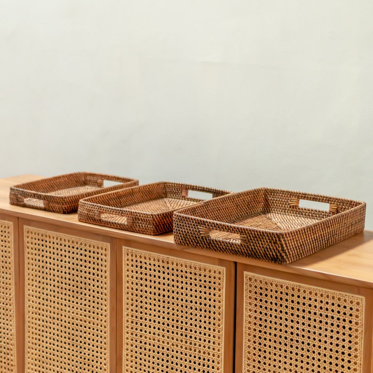 50 - 100 EUR - Dienbladen / Dienbladen, Trays 50 - 100 EUR - Dienbladen / Dienbladen, Trays