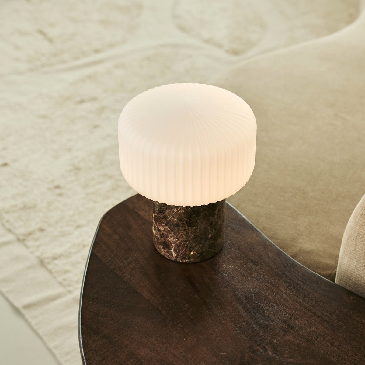 Renoir Brown / Emperador Dark - Marmeren oplaadbare tafellamp - Draadloos, USB -oplaadbaar en tot 100 uur verlichting Tavellio - Amsterdam