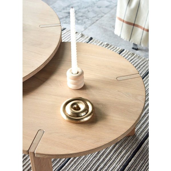 Savi Massief Messing Kandelaar - Laag OYOY LIVING DESIGN