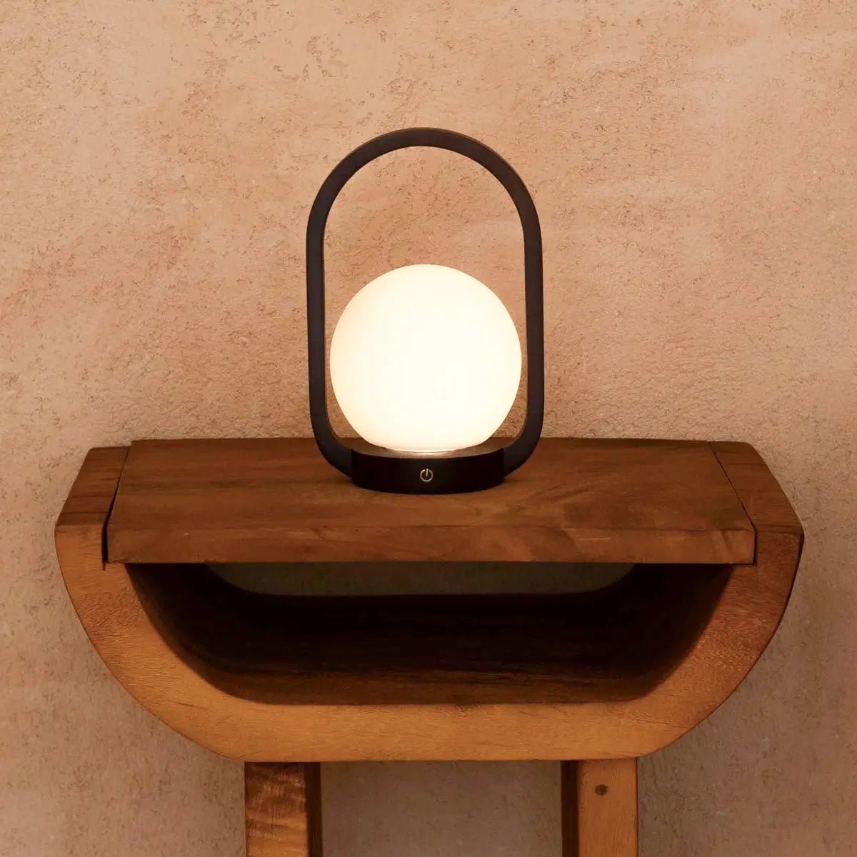 Skye Donkerbruine Houten Snoerloze Lamp | Oplaadbaar en dimbaar ontwerp Tavellio - Amsterdam