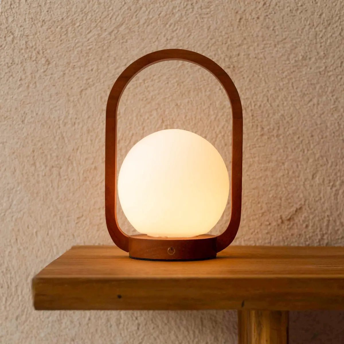 Skye kastanjebruine houten draadloze lamp | Oplaadbaar en dimbaar Tavellio - Amsterdam