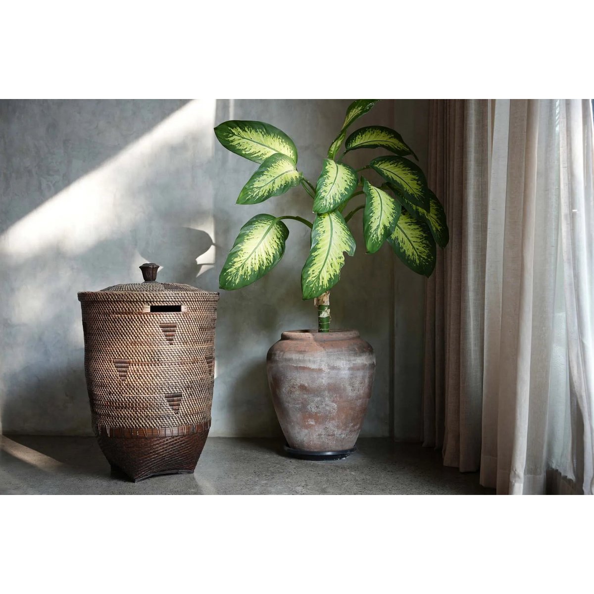 The Colonial Wasmand - Naturel Bruin - XL Bazar Bizar Living