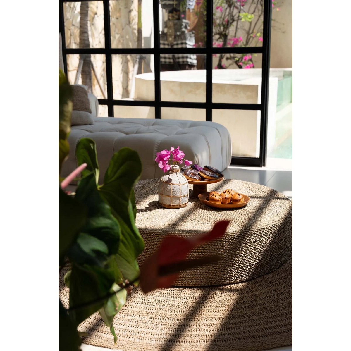The Teak Root Cake Dish - L Bazar Bizar Living