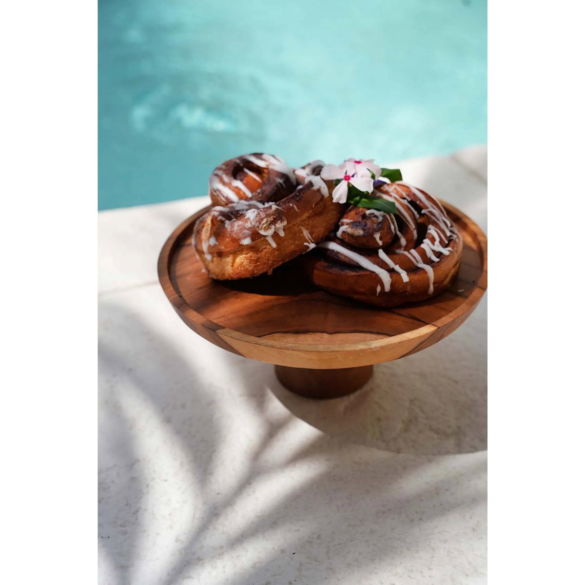 The Teak Root Cake Dish - M Bazar Bizar Living