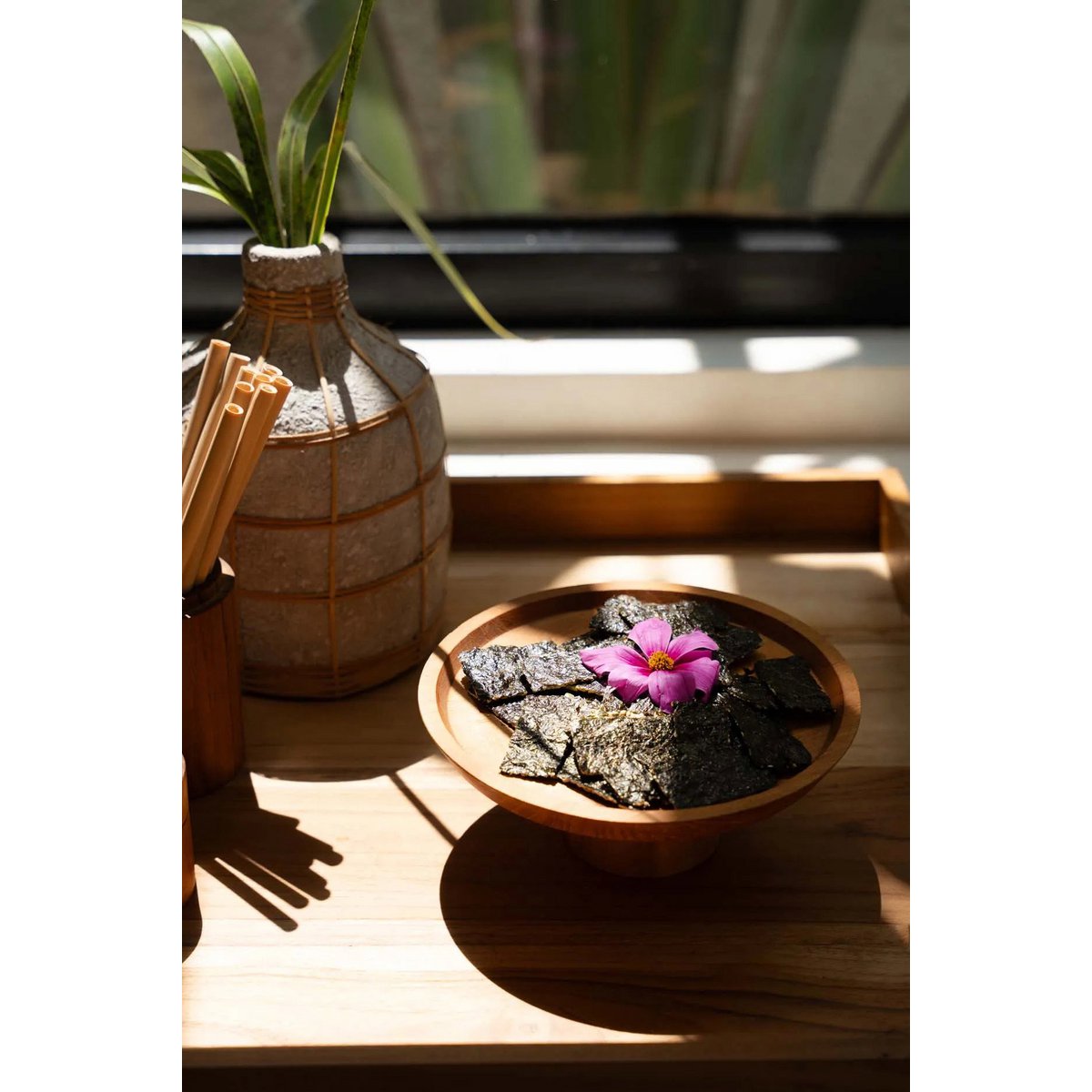 The Teak Root Cake Dish - S Bazar Bizar Living