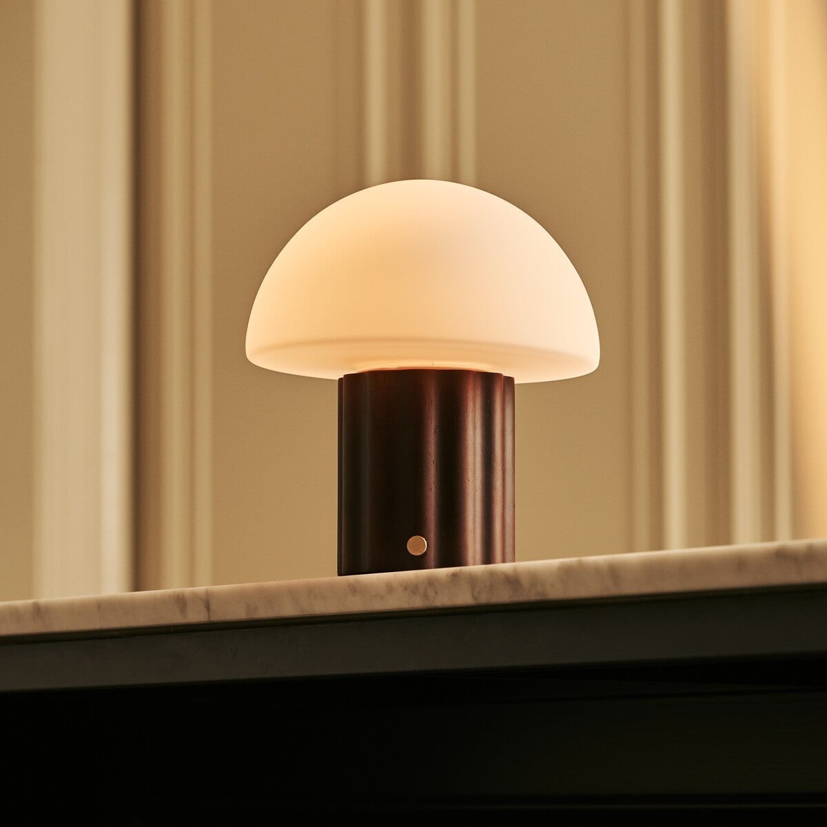 Timo Donkerbruine Oplaadbare Tafellamp | Dimbare, modulaire lampenkap en 3 lichtkleuren Tavellio - Amsterdam