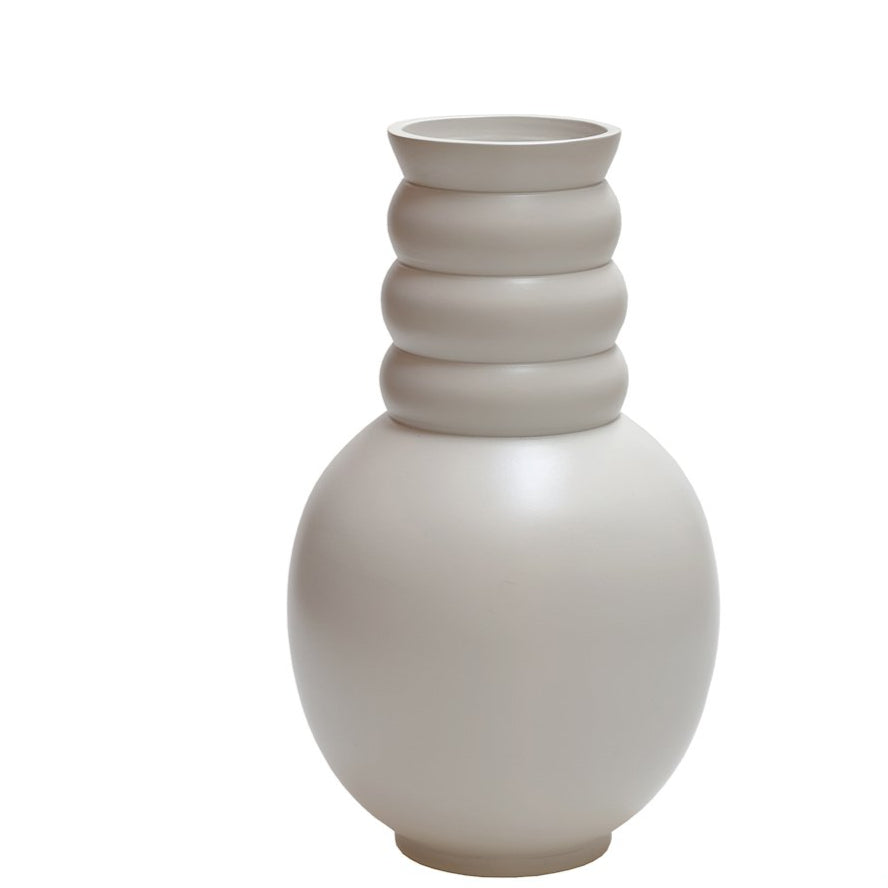 vaas – amarga – metalen vaas in beige-wit – vase the world Vase The World