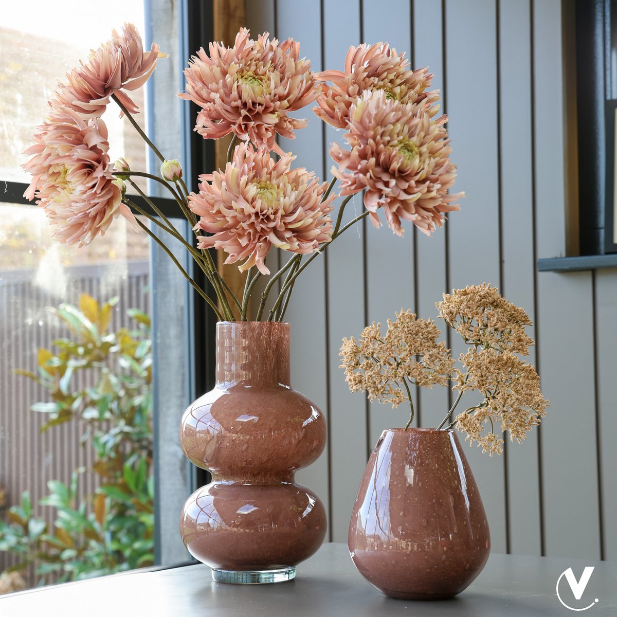 Vaas - Tasman Elite brown Vase The World