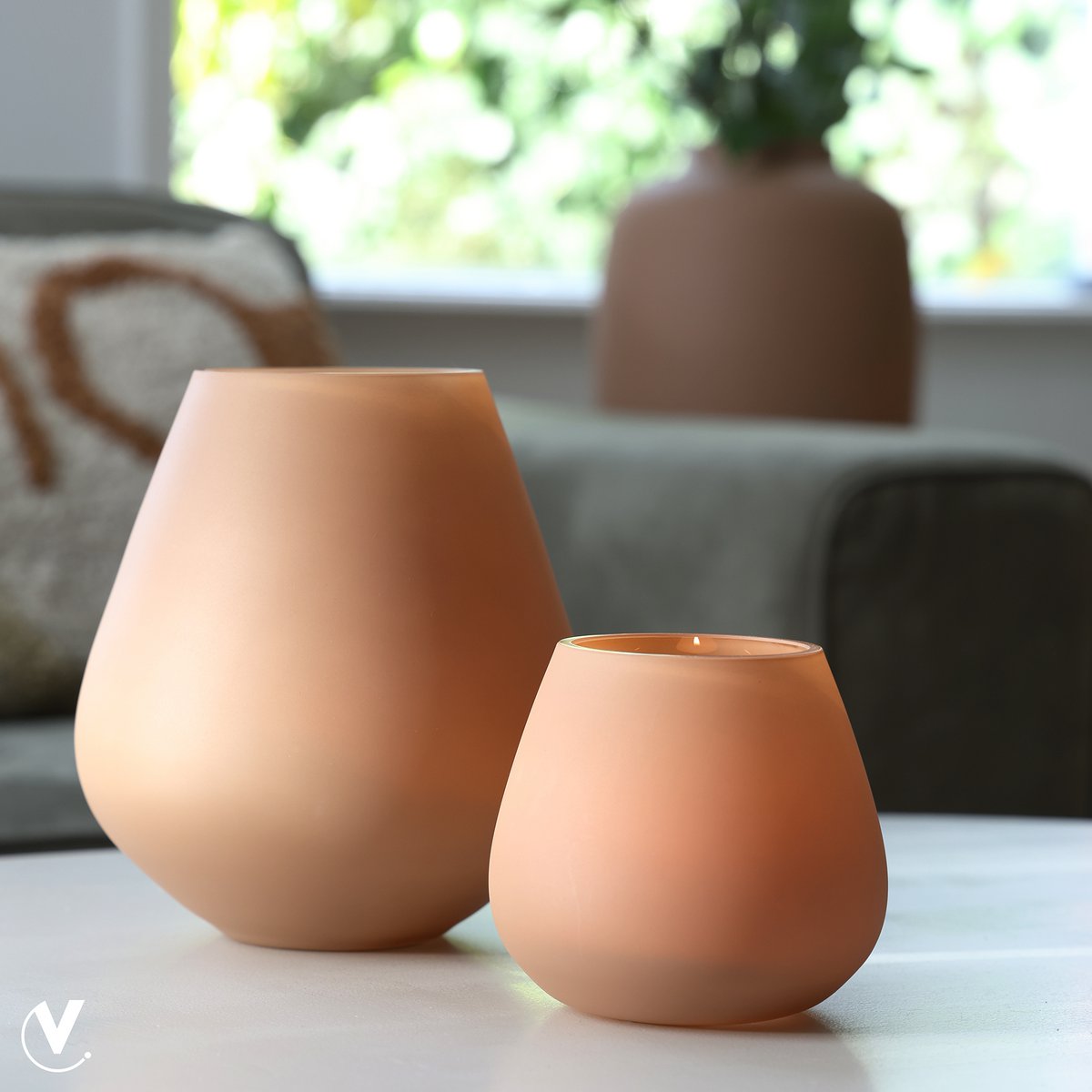 Vaas - Tasman S matte sand Vase The World