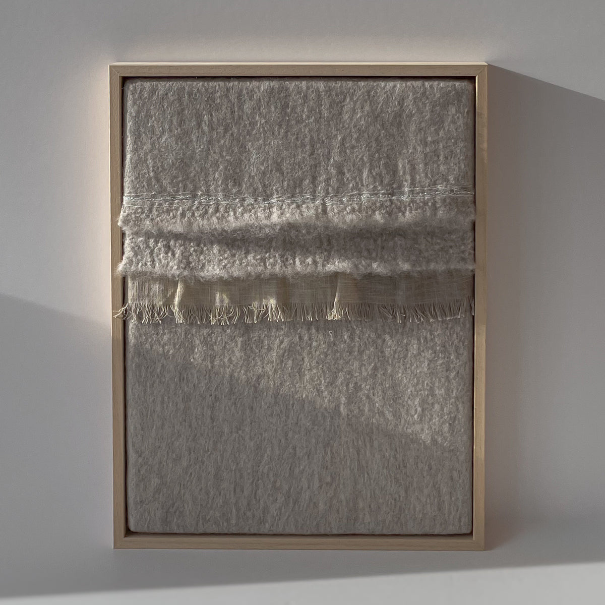 Vilten schilderij Imperfectus XXI – Vilt & Vlow | 43 × 33 cm Noii HOME