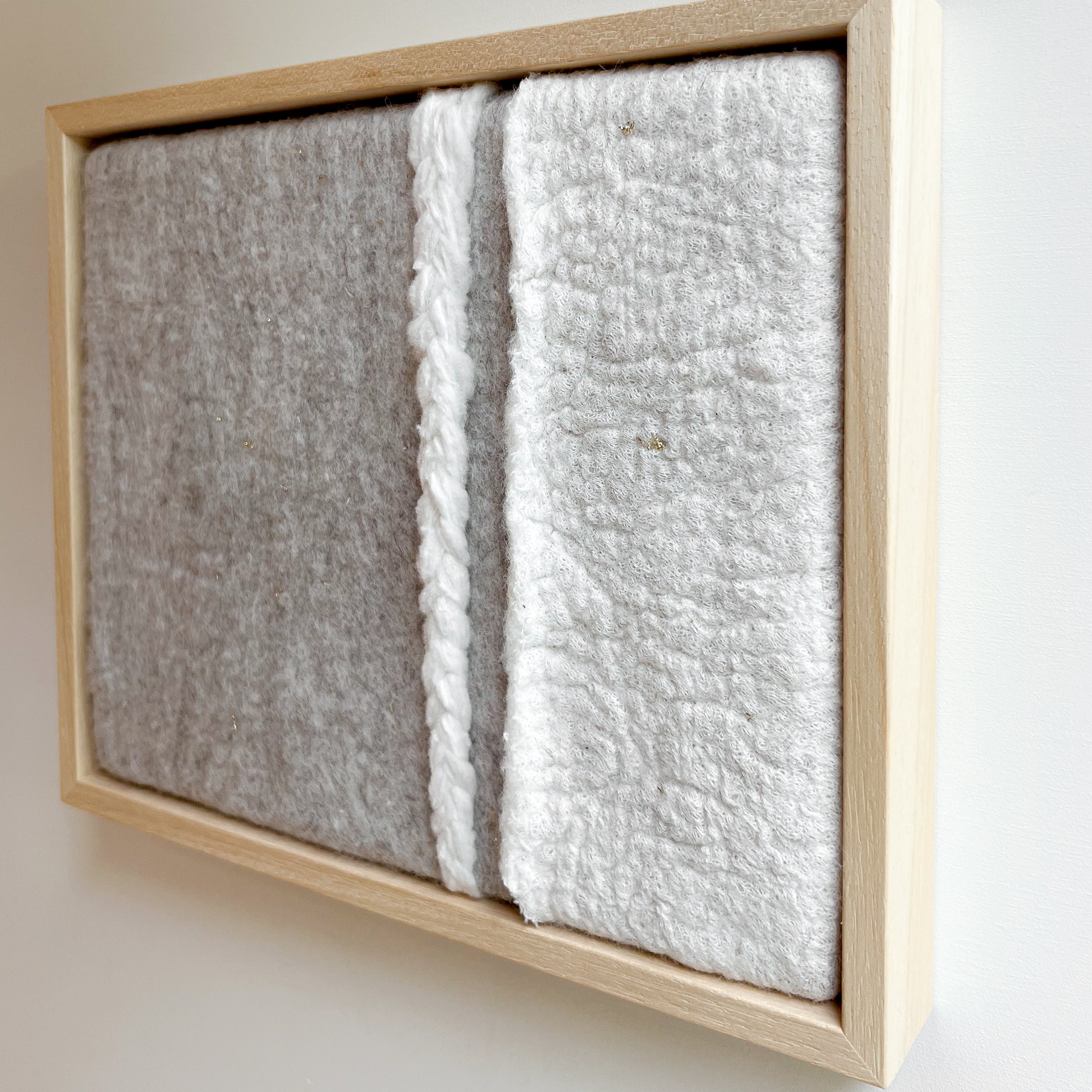 vilten wandkunst imperfectus X – vilt & vlow | 28 × 23 cm Noii HOME