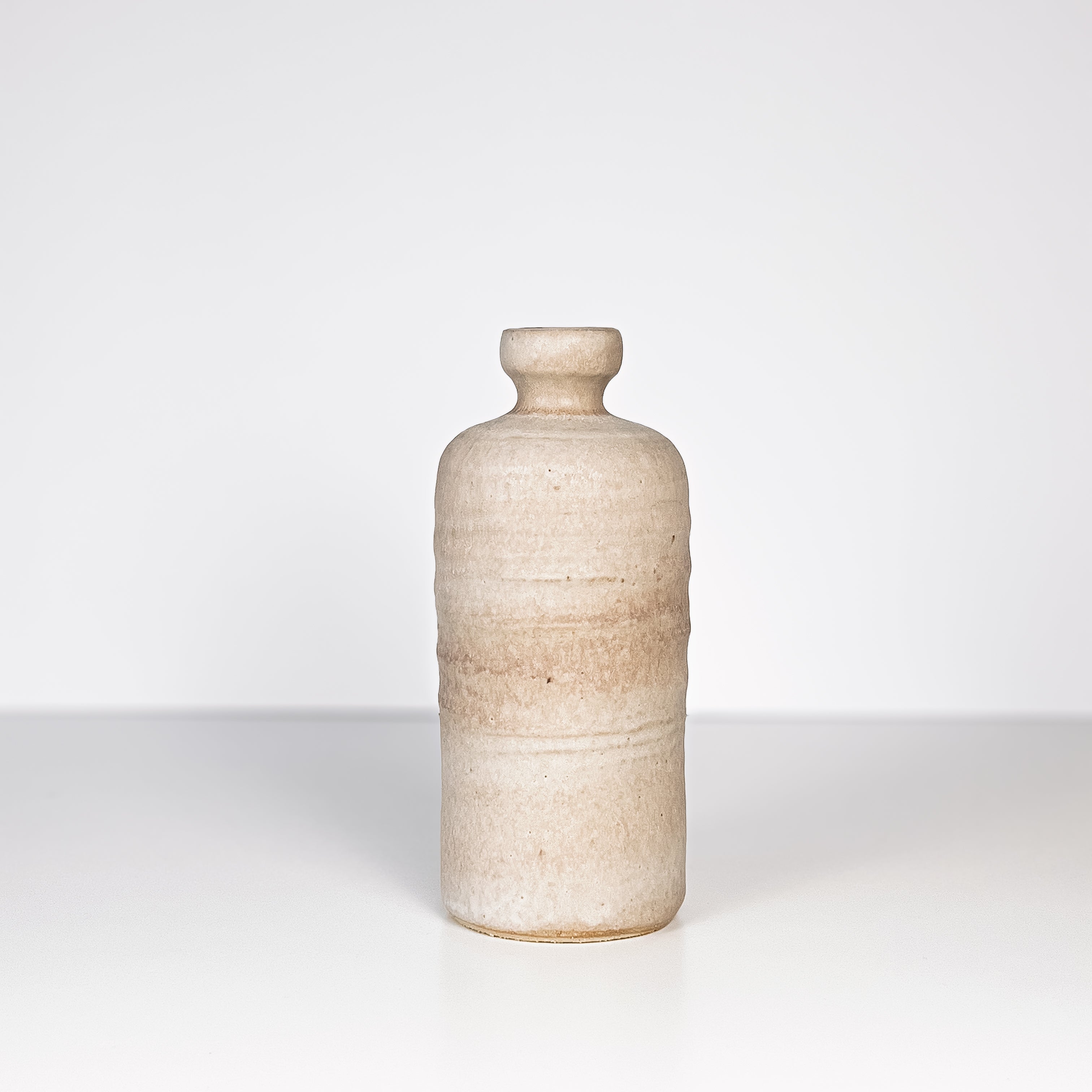 vintage kruikvormige vaasje – robuust aardewerk in natuurlijke aardse tinten - 19,5 cm Noii HOME