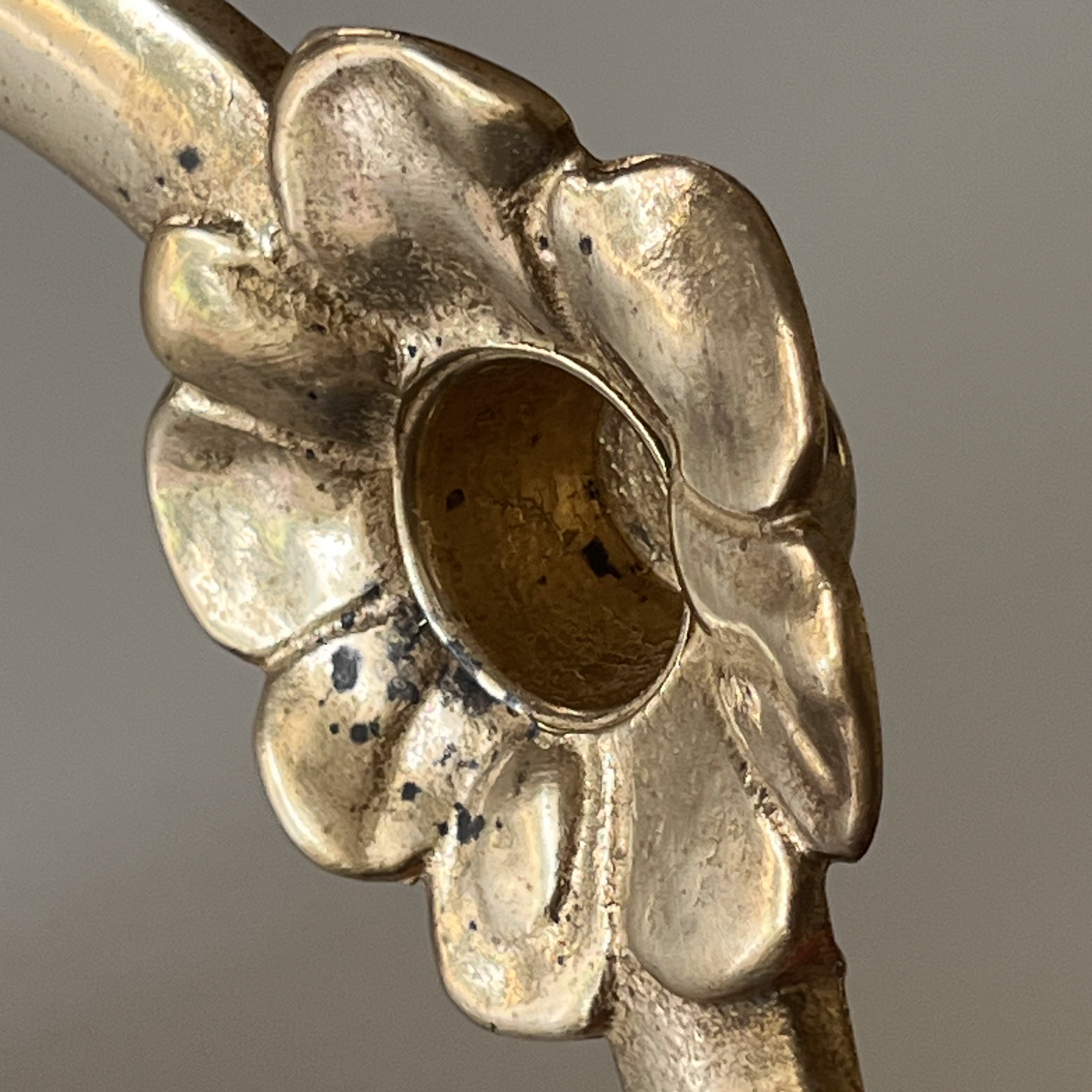 vintage messing kandelaar - advent - met bloemvormige houders Noii HOME