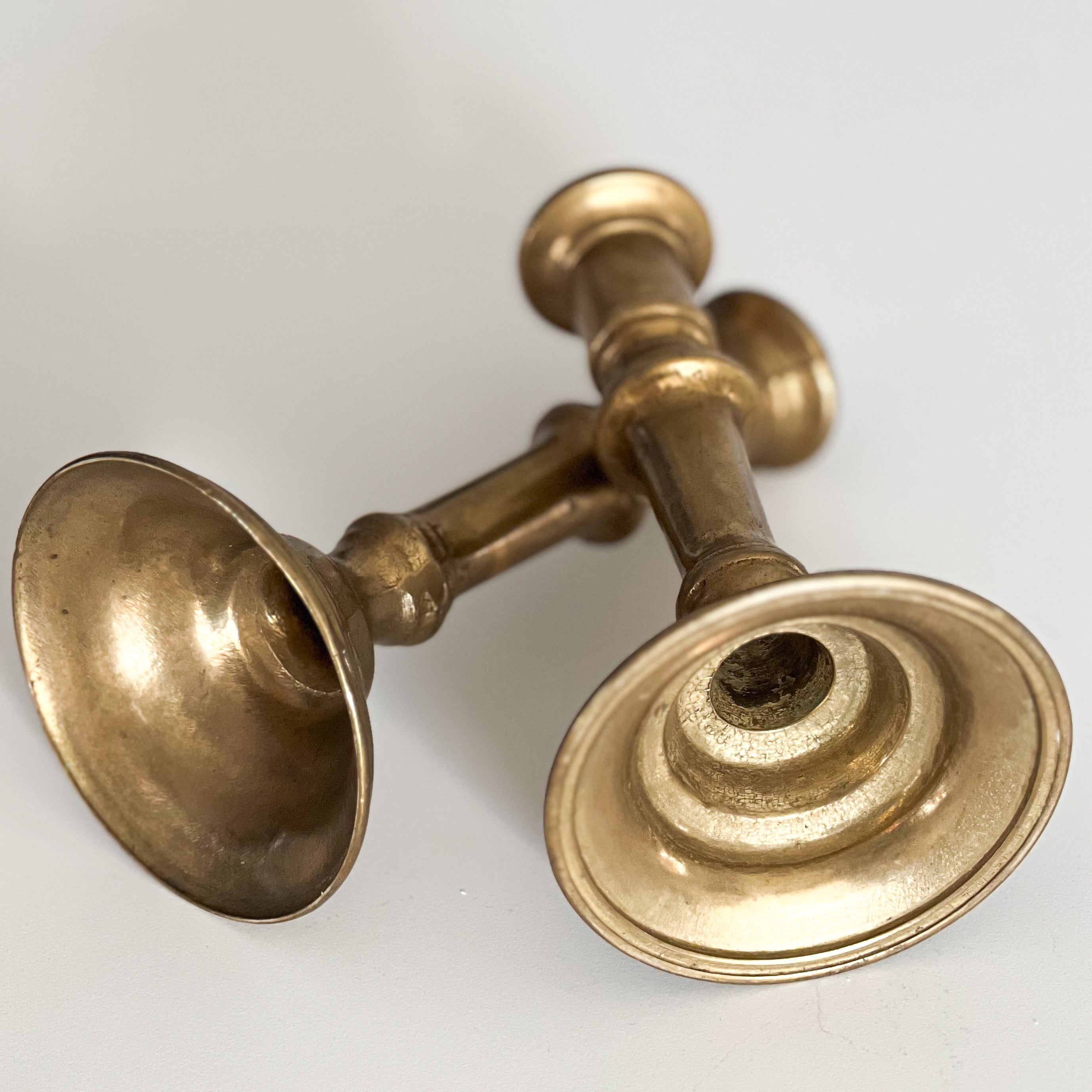 vintage messing kandelaren – robuust - set van 2 Noii HOME