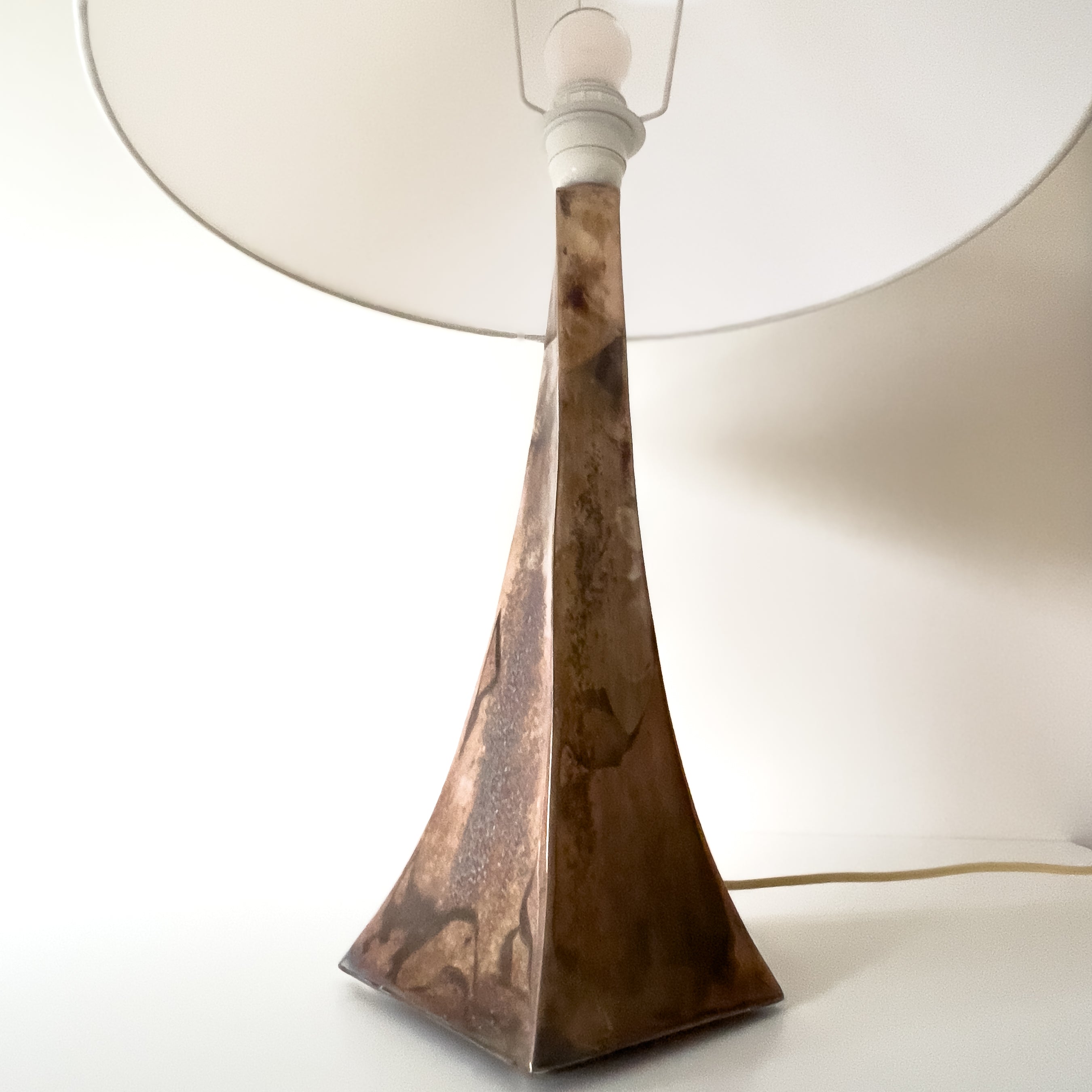 vintage tafellamp koper patina – mid-century modern Noii HOME