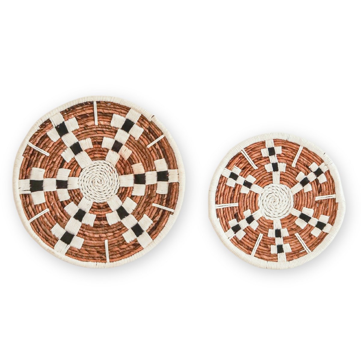Wanddecoratie Ronde Boho Muurmand of Platte Kom TAMAN gemaakt van Bananenvezel (2 maten) Soeji