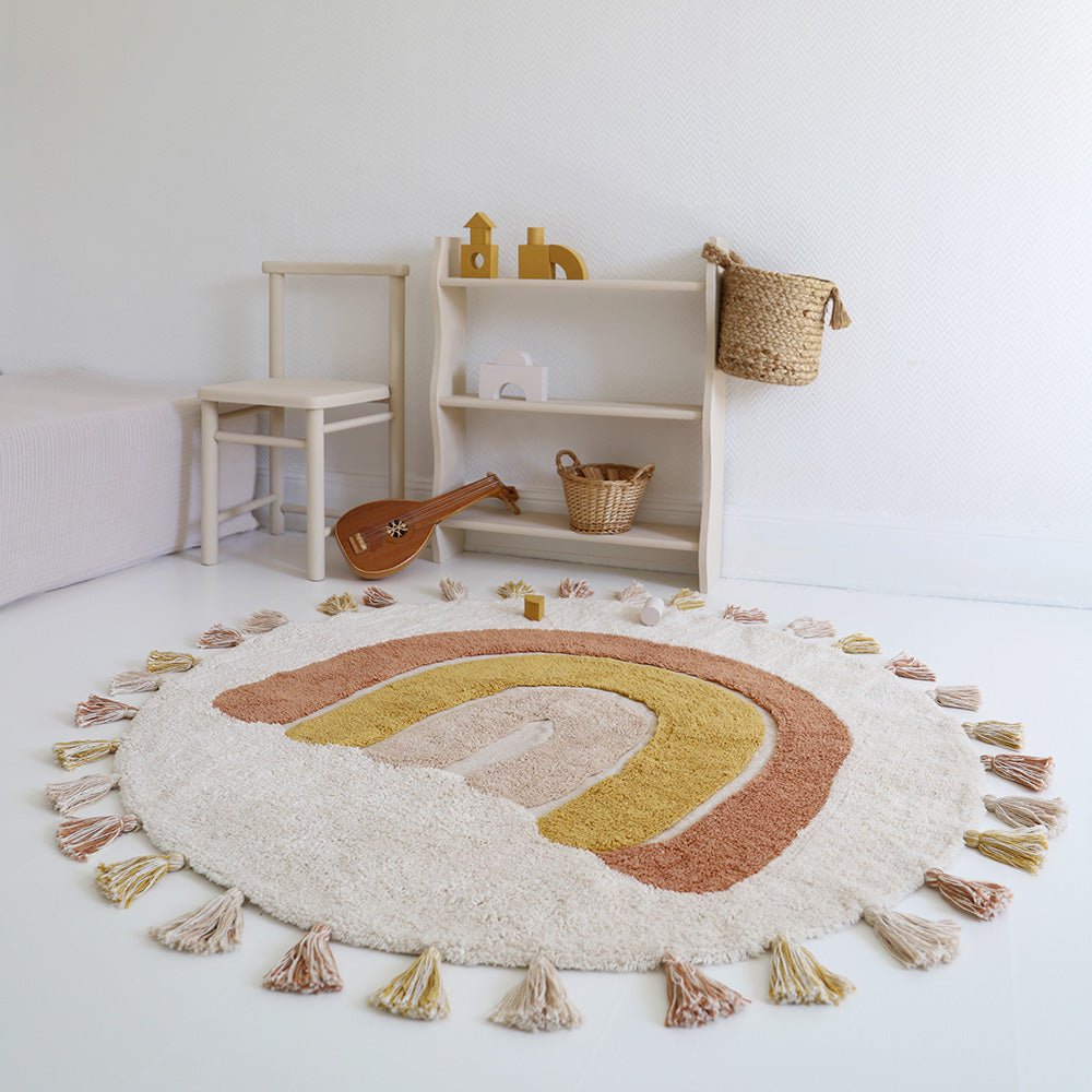 Wasbaar katoenen kindervloerkleed in regenboogkleuren met RAINBOW TOFFEE pompons Nattiot