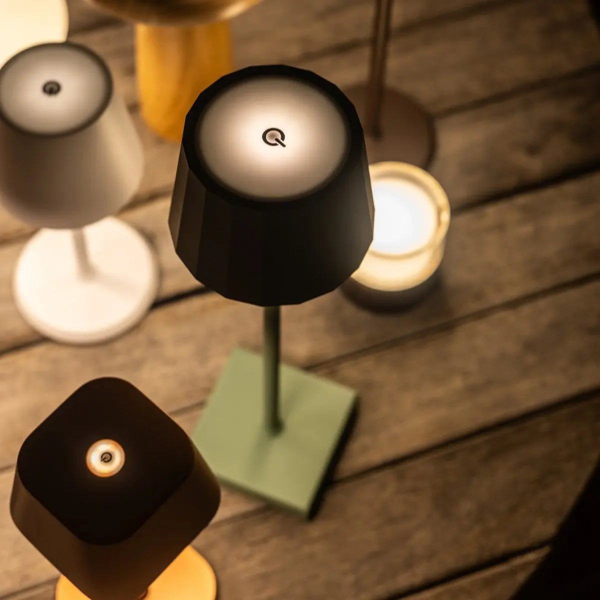 William Sage groene oplaadbare tafellamp – USB-C, dimbaar, batterij met een levensduur van 120 uur Tavellio - Amsterdam