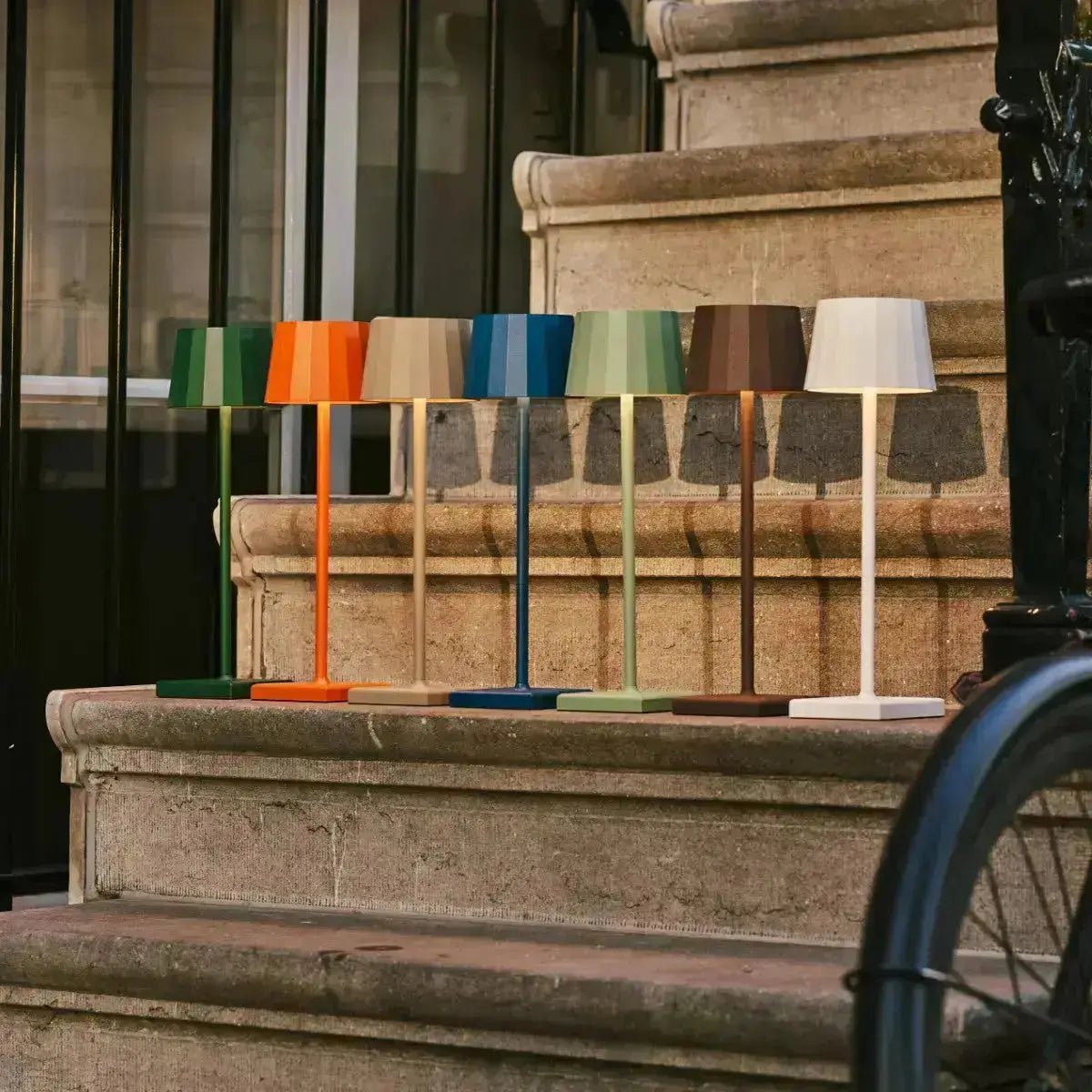 William White oplaadbare tafellamp – draadloos, dimbaar, batterijduur van 120 uur Tavellio - Amsterdam