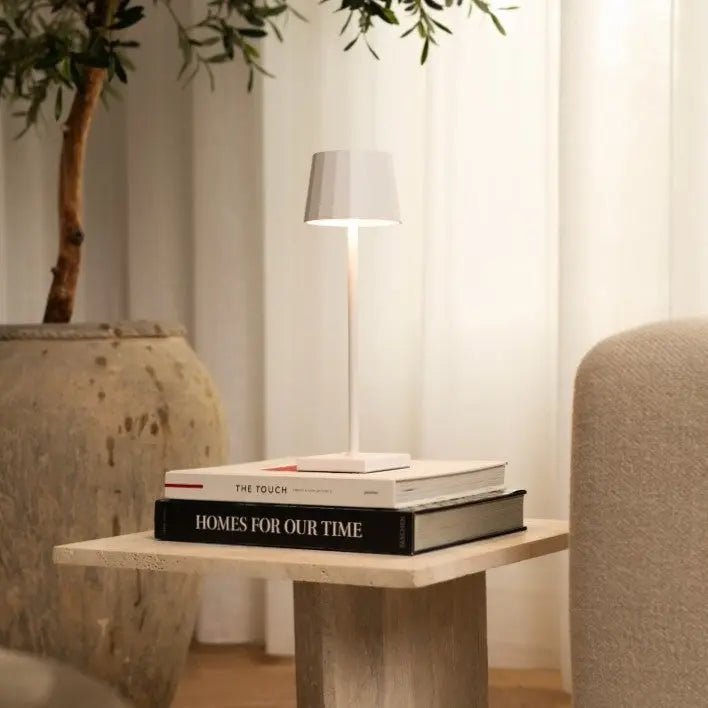 William White oplaadbare tafellamp – draadloos, dimbaar, batterijduur van 120 uur Tavellio - Amsterdam