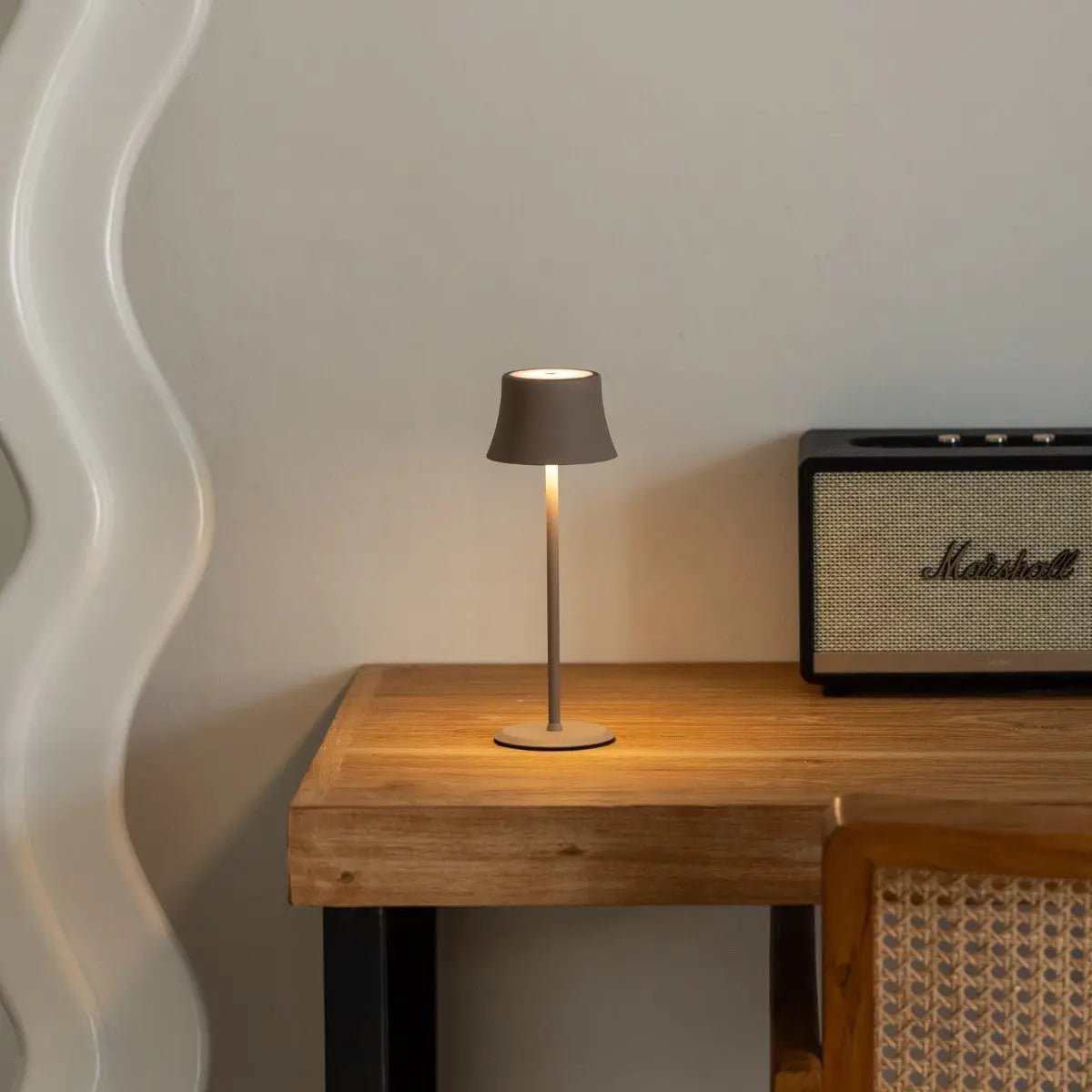 Willy Mini Koala Bruin Oplaadbare Tafellamp – Snoerloos, Dimbaar, 60 uur Batterij Tavellio - Amsterdam