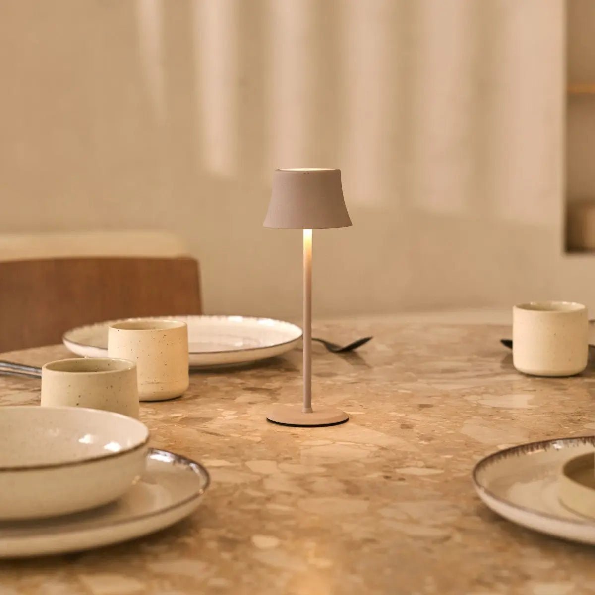 Willy Mini Koala Bruin Oplaadbare Tafellamp – Snoerloos, Dimbaar, 60 uur Batterij Tavellio - Amsterdam