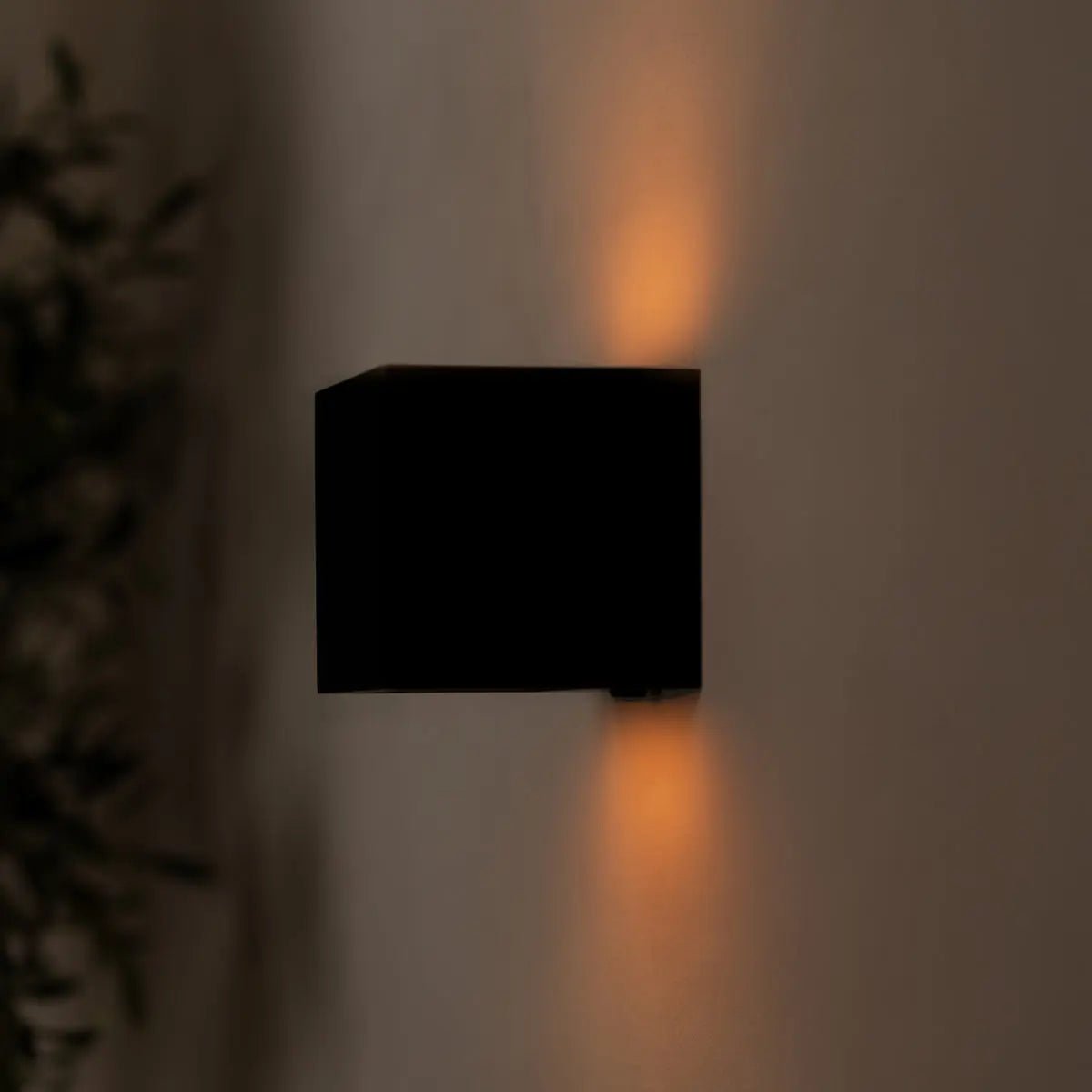 Zandzwarte vierkante wandlamp | Oplaadbare, dimbare en draadloze verlichting Tavellio - Amsterdam