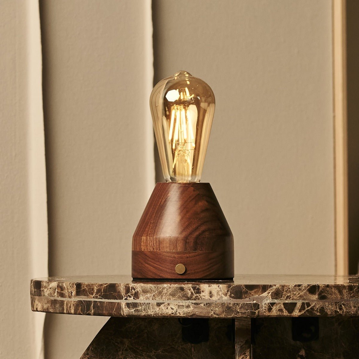 ZAVI WALNAUT Oplaadbare LED-tafellamp-Draadloos, dimpelbare, 100-uur batterij Tavellio - Amsterdam