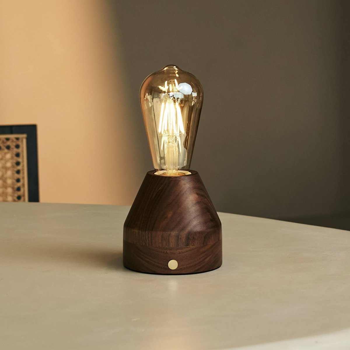 ZAVI WALNAUT Oplaadbare LED-tafellamp-Draadloos, dimpelbare, 100-uur batterij Tavellio - Amsterdam